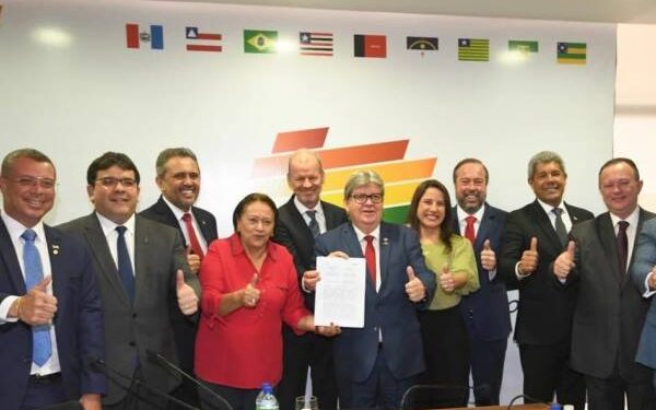Com a presença de Jerônimo, Consórcio Nordeste e Banco Mundial firmam parceria
