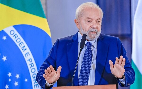Lula evita reaproximação com Dias Toffoli, diz colunista