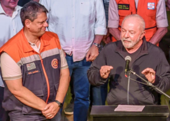 Aliado de Bolsonaro, Tarcísio de Freitas costura acordo de R$ 3 bi com governo Lula