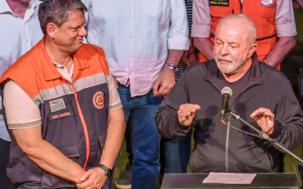 Aliado de Bolsonaro, Tarcísio de Freitas costura acordo de R$ 3 bi com governo Lula