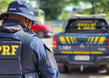 Menina de 3 anos é baleada na cabeça em ação da PRF