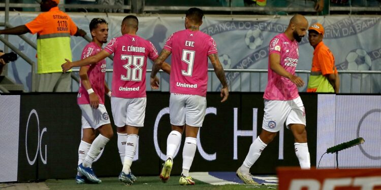 Bahia vence o Internacional, quebra tabu e se afasta da zona de rebaixamento