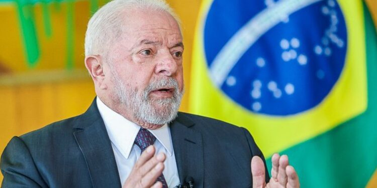 Lula sanciona Marco Legal das Garantias de Empréstimos com veto de tomada de veículos