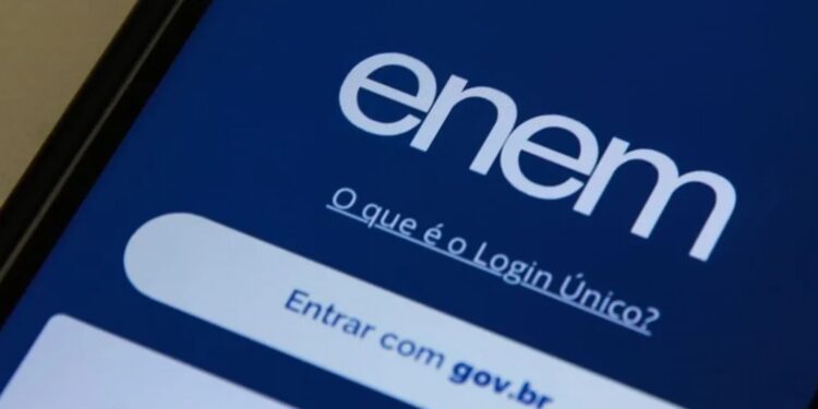 Candidatos prejudicados por locais de prova distantes poderão fazer Enem em dezembro