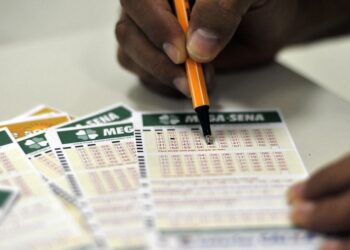 Com prêmio acumulado, Mega-Sena pode sortear R$ 105 milhões