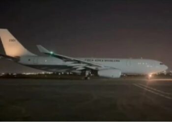 Primeiro avião da FAB decola para retirar brasileiros de Israel