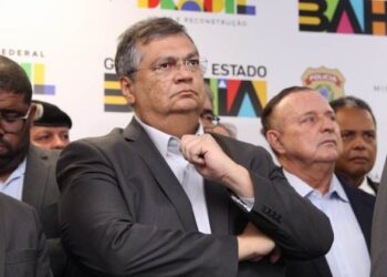 Após faltar duas vezes, ministro da Justiça comparece à Câmara dos Deputados