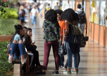 Senado aprova ampliação da Lei de Cotas e inclui quilombolas