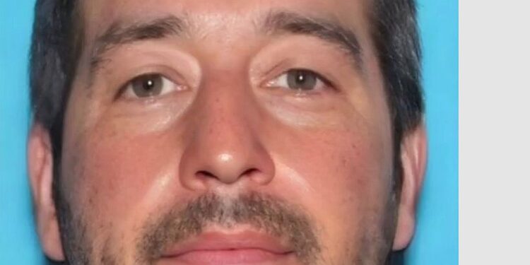 Atirador que matou 18 pessoas nos EUA é encontrado morto