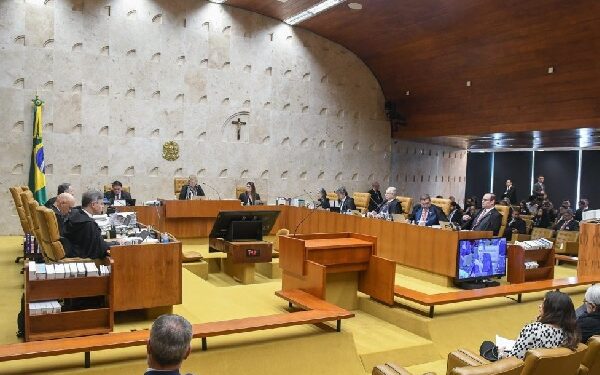 Senado vai realizar duas sessões para analisar relação com STF