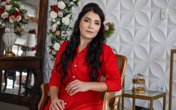 Cantora gospel desaparece após sair de casa em Valéria para evento religioso