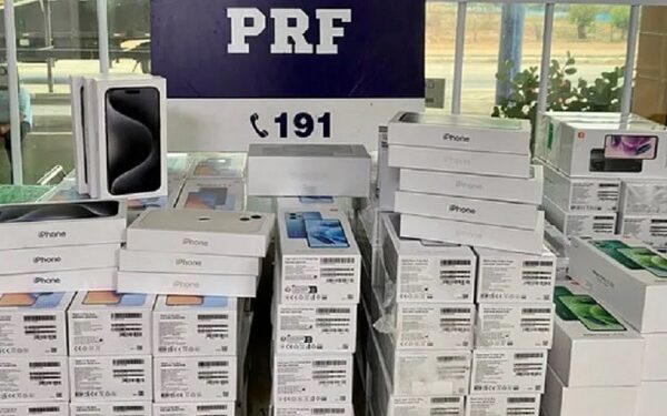 Equipamentos eletrônicos são apreendidos em abordagem a ônibus na BR