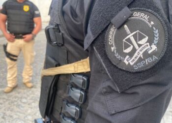 Delegado, investigador e PMs são alvo de operação que investiga grupo de extermínio