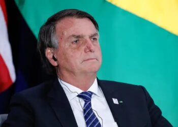 Bolsonaro passará feriadão em Santa Catarina, afirma colunista