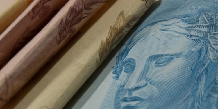 Pagamento do 13° deve gerar circulação de R$291 bilhões na economia brasileira