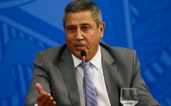 Braga Netto, inelegível, diz que vai ‘provar lisura’ de chapa com Bolsonaro