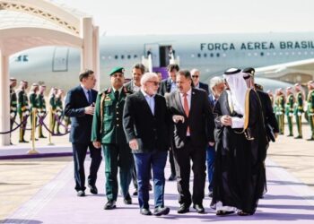 Lula desembarca na Arábia Saudita para angariar investimentos e ampliar parceria comercial