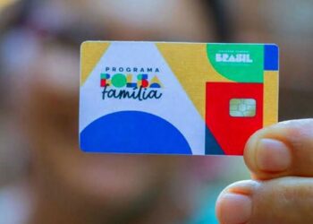 Caixa paga novo Bolsa Família a beneficiários com NIS de final 3