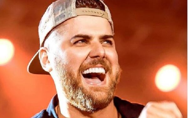 Zé Neto está estável, diz boletim médico