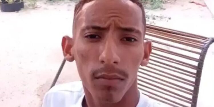 Corpo de jovem é encontrado próximo a lixão em cidade baiana