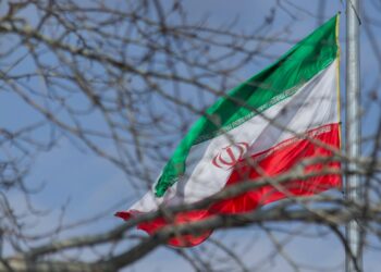 Explosões matam ao menos 103 pessoas no Irã durante homenagem a general morto pelos EUA