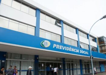 INSS vai ter menor reajuste desde 2018 com teto de R$ 7.786
