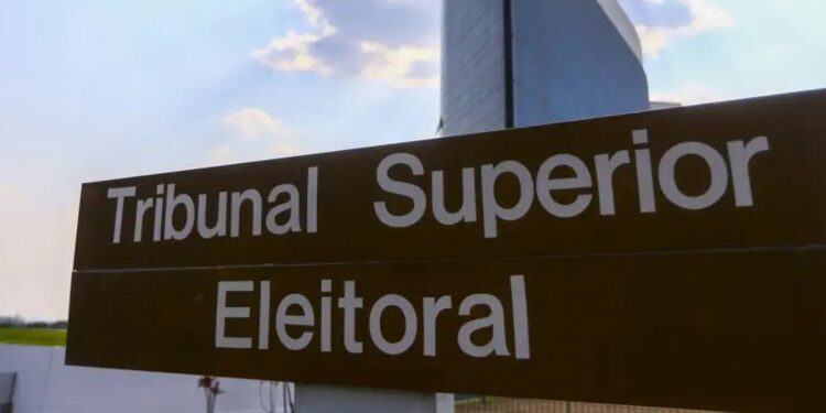 TSE quer coibir “mudança de raça” de candidatos entre eleições