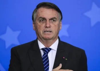 Após fake news da Choquei, Bolsonaro divulga texto nas redes sociais