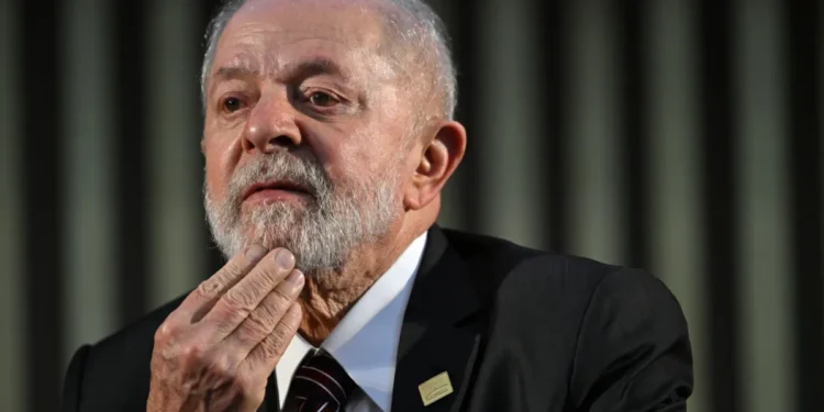 Brasil cai 10 posições em ranking que mede percepção sobre corrupção