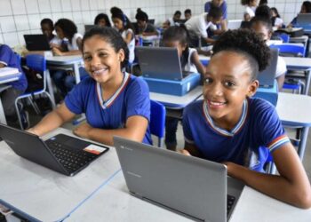 Matrícula 2024: Saiba como solicitar vaga nas escolas estaduais pela internet