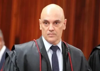 Polícia Federal investiga se Abin espionou Alexandre de Moraes