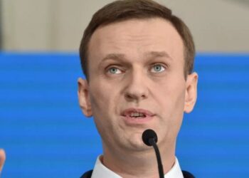 Corpo de Alexei Navalny foi entregue à mãe, diz porta-voz