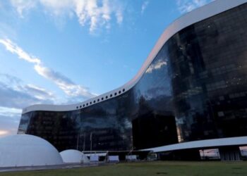 TSE proíbe ‘deepfake’ em campanhas e aprova regra que pode levar a cassação de candidato por uso irregular de IA