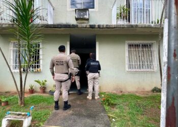 Operação mira policiais envolvidos em crimes de extorsão e tráfico de drogas em Salvador