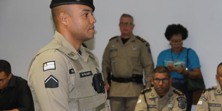 Secretário de Segurança detalha funcionamento das câmeras corporais das polícias na Bahia