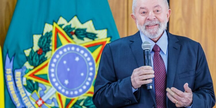 Lula realiza primeiro encontro ministerial do ano nesta segunda