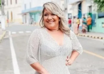 Prefeitura de Aporá é acusada de não pagar 13º salário à Educação