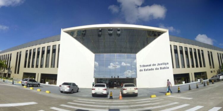Supersalários do TJ: quase todos os desembargadores baianos receberam mais de R$ 170 mil em dezembro