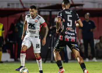 Vitória bate o Atlético de Alagoinhas no Carneirão pelo Campeonato Baiano
