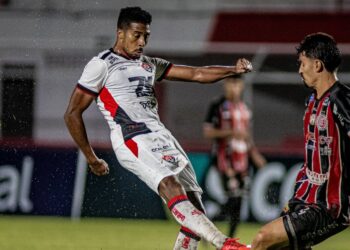 Vitória goleia o Atlético de Alagoinhas e encaminha vaga na final do Baianão