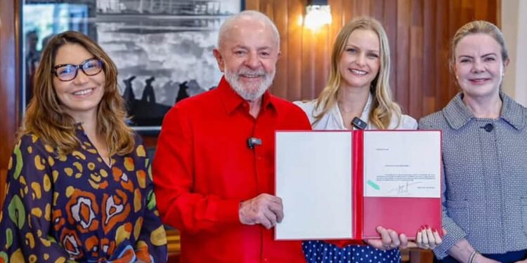 Lula indica advogada Verônica Abdalla Sterman para ministra do Superior Tribunal Militar