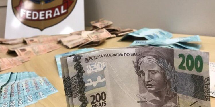 Operação para desmantelar esquema de falsificação de moeda é deflagrada pela PF