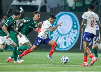 Nos acréscimos, Bahia vence o Palmeiras no Allianz Parque pelo Brasileirão