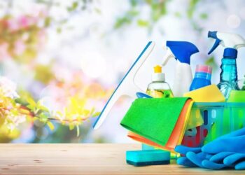 Homem morre após inalar substância ácida para limpeza de piso