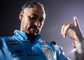 Neymar é suspenso e fica fora de jogo contra Bahia na Fonte Nova