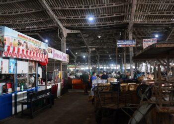 Alagoinhas: Feirantes celebram anúncio de reforma dos galpões de cereais e utilidades da Central de Abastecimento