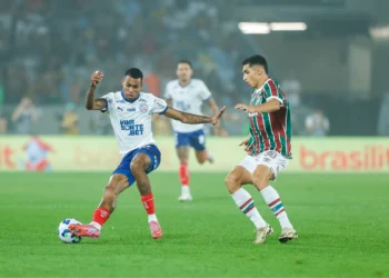 Com postura apática, Bahia perde para o Fluminense e é eliminado da Copa do Brasil