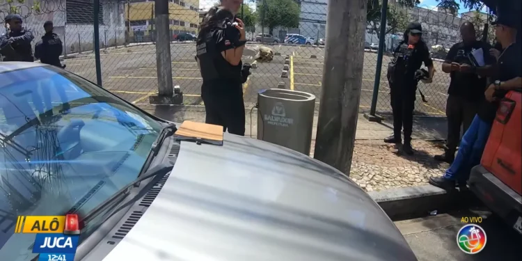 CADÊ O CORPO? Crânio é encontrado dentro de lixeira no bairro do Comércio, em Salvador, nesta segunda-feira (6)