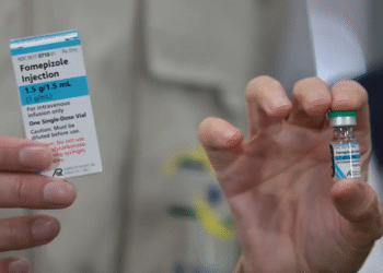 Brasil recebe primeira remessa de antídoto contra intoxicação por metanol