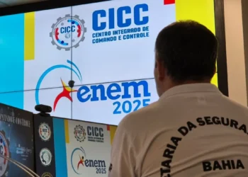 Bahia emprega 4 mil policiais e bombeiros durante a Operação Enem 2025